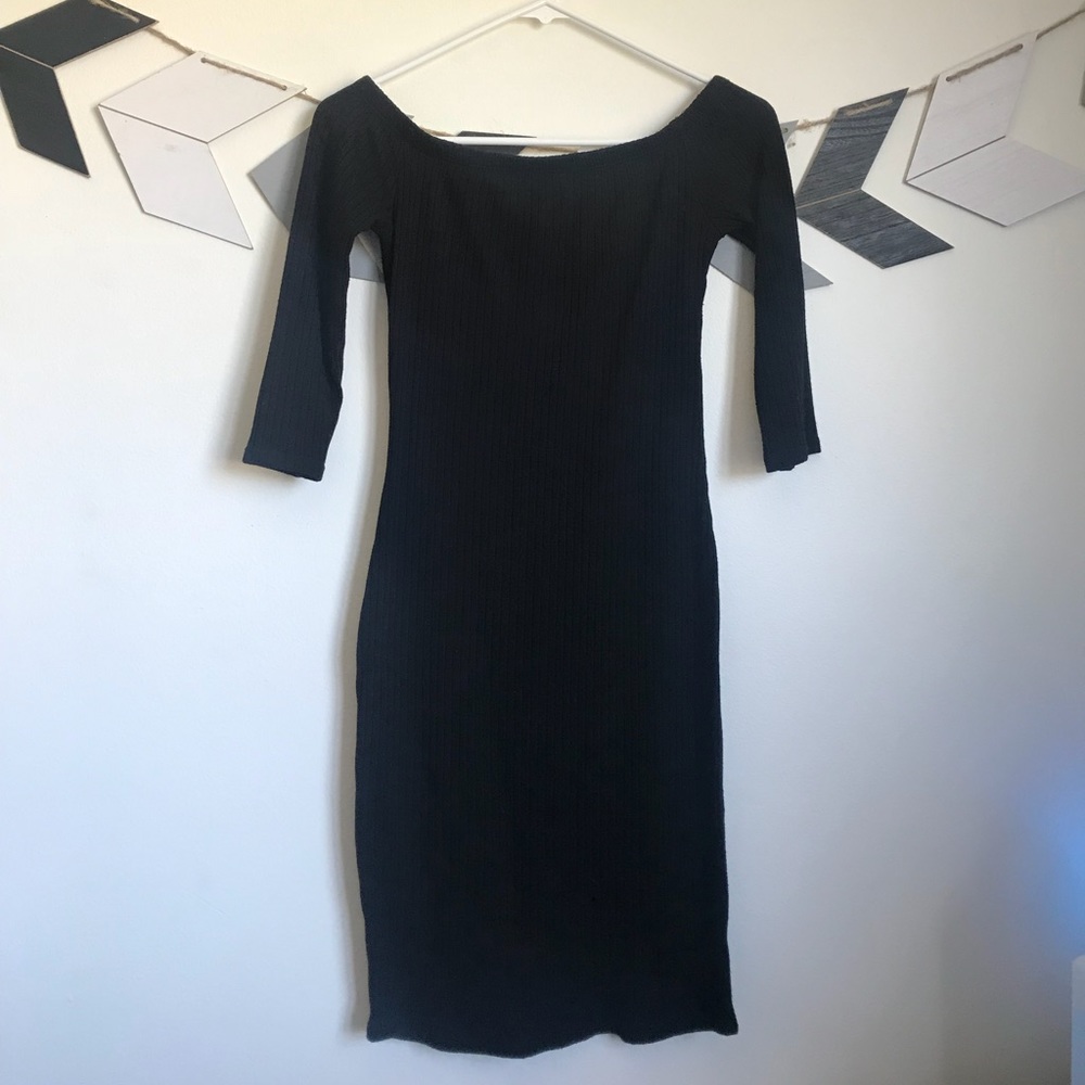 Black Off The Shoulders Tight Dress